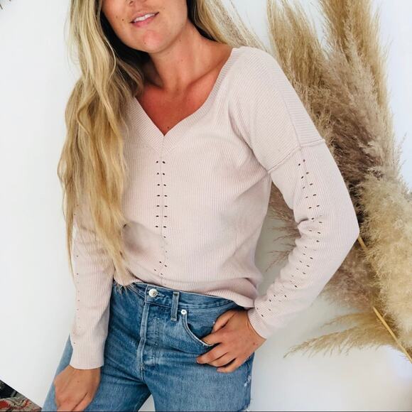 TOPSHOP Pale Pink Blush VNeck Oversized Cutout Side Slit Pullover Sweater 2 - Picture 1 of 6